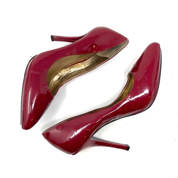 BCBGeneration Red Patent Leather High Heels Woman’s Size 9B Pointed Toe - Picture 3 of 10